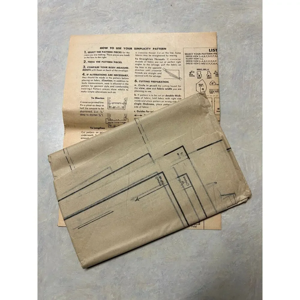 Vintage1965 Simplicity Primer Pattern #6205 Childs‎ Historical Costumes Size 4